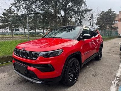 Usata Jeep Compass 240 CV (176 kW) 2023 Rosso pastello SUV