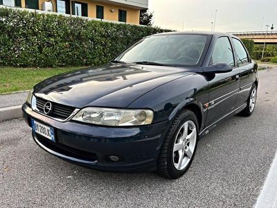 usata Opel Vectra 2.0 16V DTI cat 4 porte CDX