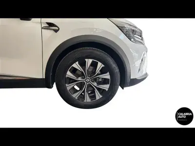 Usata Renault Captur Intens 145 CV (106 kW) 2022 Bianco SUV