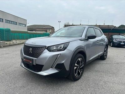 Usata Peugeot 2008 Allure 102 CV (75 kW) 2022 Grigio SUV