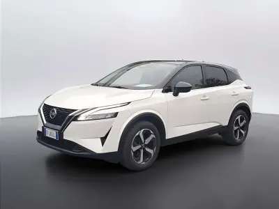 Usata Nissan Qashqai N-Connecta 140 CV (102 kW) 2021 Bianco SUV