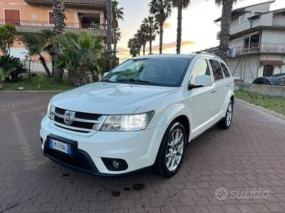 Usata Fiat Freemont Lounge 140 CV (102 kW) 2012 Bianco SUV