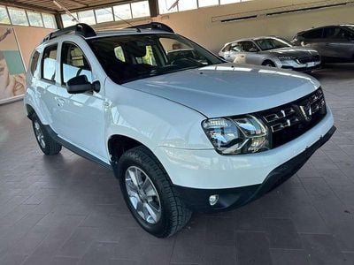 Occasion Dacia Duster Lauréate 105 ch (77 kW) 2015 Blanc SUV