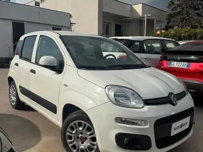 Usata Fiat Panda Easy 69 CV (50 kW) 2018 Bianco Utilitaria