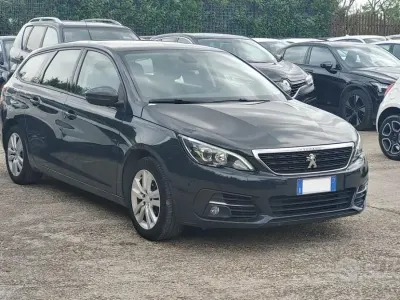 Usata Peugeot 308 Allure 120 CV (88 kW) 2018 Nero Station wagon