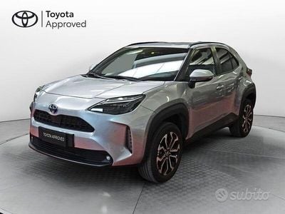 Usata Toyota Yaris Cross Trend 116 CV (85 kW) 2023 Grigio SUV