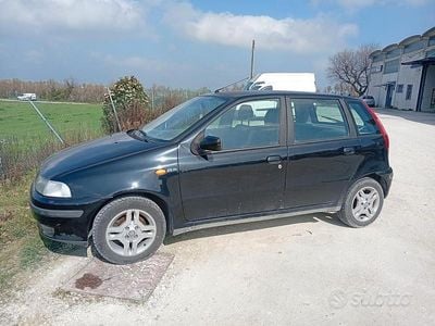 Brugt Fiat Punto 86 HK (63 kW) 1998 Sort Sedan