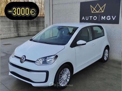 Usata VW up! Move 65 CV (47 kW) 2022 Bianco Utilitaria