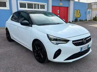 Usata Opel Corsa Edition 75 CV (55 kW) 2020 Bianco Utilitaria