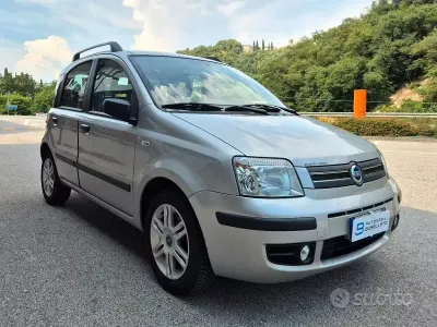 Usata Fiat Panda Emotion 54 CV (39 kW) 2004 Grigio Utilitaria