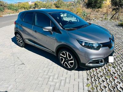 Usata Renault Captur 89 CV (65 kW) 2015 Grigio SUV