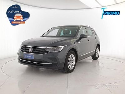 Usata VW Tiguan Life 150 CV (110 kW) 2023 Dolphin grey metallizzato SUV