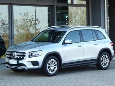 Usata Mercedes GLB200 150 CV (110 kW) 2021 Argento SUV