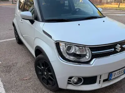 Usata Suzuki Ignis 90 CV (66 kW) 2018 Bianco SUV