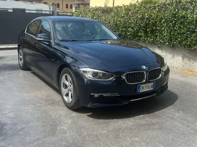 Usata BMW 320 Luxury Line 163 CV (119 kW) 2012 Berlina