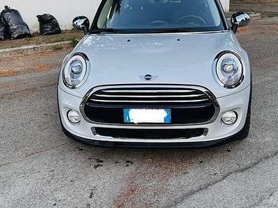 Usata Mini Cooper D 2015 Grigio Utilitaria