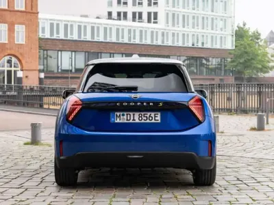 Nuova Mini Cooper SE Classic 64 kW (88 CV) 2025 Argento Utilitaria