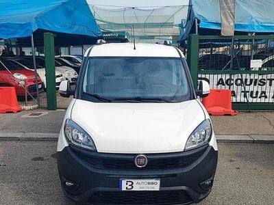 Usata Fiat Doblò 120 CV (88 kW) 2020 Bianco Monovolume