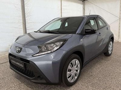 Nuova Toyota Aygo X Active 72 CV (52 kW) 2026 Grigio SUV