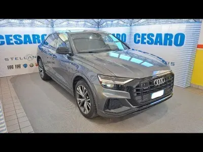Usata Audi Q8 Sport 286 CV (210 kW) 2019 Grigio SUV