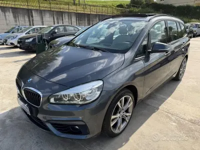 Usado BMW 218 Luxury Line 150 HP (110 kW) 2015 Cinzento Carrinha