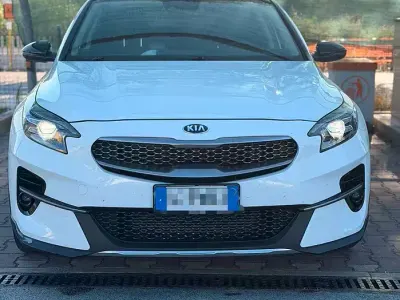 Usata Kia XCeed 136 CV (100 kW) 2021 Bianco SUV