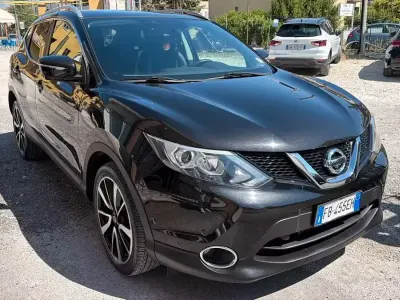 Usata Nissan Qashqai 131 CV (96 kW) 2015 Nero SUV