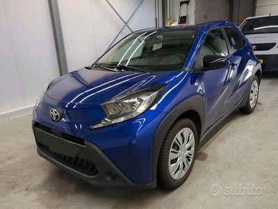 Usata Toyota Aygo X Play 72 CV (52 kW) 2023 Blu SUV