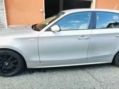 Usata BMW 118 122 CV (89 kW) 2006 Grigio Utilitaria