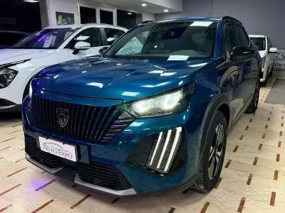 Usata Peugeot 2008 Allure 101 CV (74 kW) 2025 Bluazzurro SUV