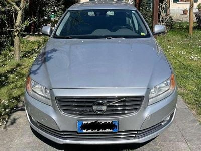 Usata Volvo V70 Momentum 163 CV (119 kW) 2013 Argento Station wagon