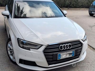 Begagnad Audi A3 Sportback Comfort 110 HK (80 kW) 2017 Vit Halvkombi