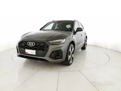 Usata Audi Q5 S-line plus 204 CV (150 kW) 2022 Grigio SUV