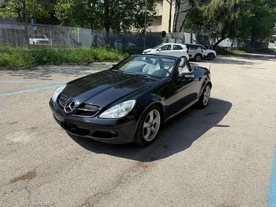 Usata Mercedes SLK200 163 CV (119 kW) 2007 Nero Cabrio