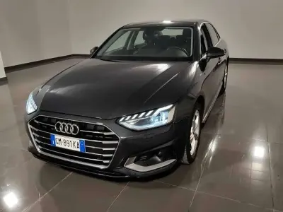 Usata Audi A4 Advanced Plus 136 CV (100 kW) 2023 Grigio manhattan Berlina