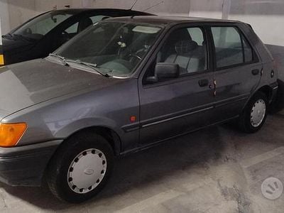 Usata Ford Fiesta 1992 Grigio Utilitaria
