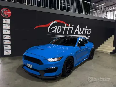 Begagnad Ford Mustang 290 HK (213 kW) 2019 Blå Sportkupé