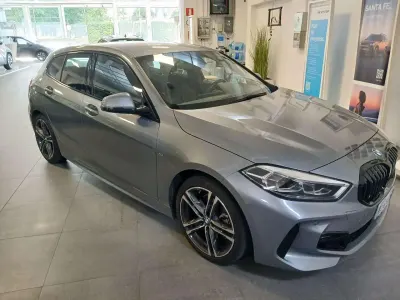 Usata BMW 118 M Sport 150 CV (110 kW) 2022 Grigio granite Utilitaria