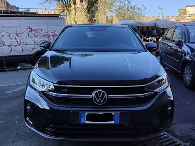 usata VW Taigo nera e line1.5 cambio automatico