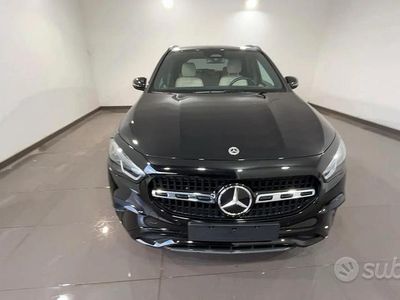 Nero Usata 2024 Mercedes GLA200 Advanced SUV | 42.800 €