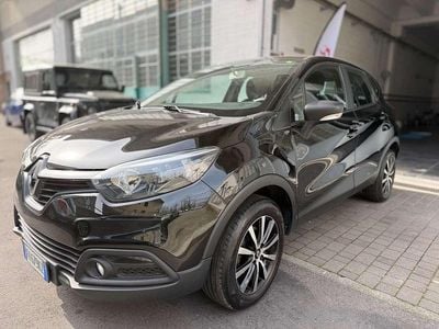 Usata Renault Captur 90 CV (66 kW) 2017 Nero SUV
