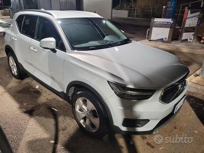 Usata Volvo XC40 Business Edition 163 CV (119 kW) 2019 Grigio SUV