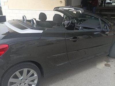 Usata Peugeot 207 110 CV (80 kW) 2008 Nero Cabrio