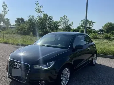 Usata Audi A1 122 CV (89 kW) 2010 Nero Utilitaria