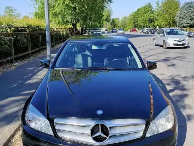 Begagnad Mercedes C180 Avantgarde 156 HK (114 kW) 2009 Svart Sedan