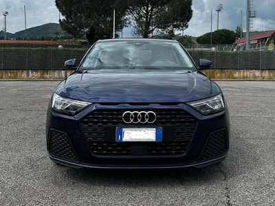 Usata Audi A1 Sportback Ambiente 150 CV (110 kW) 2023 Blu/azzurro Utilitaria
