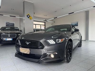 Usata Ford Mustang GT Convertible 426 CV (313 kW) 2017 Grigio Cabrio