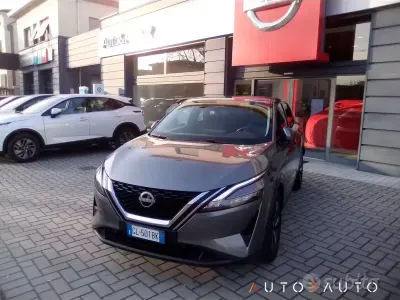 Usata Nissan Qashqai N-Connecta 140 CV (102 kW) 2022 Grigio SUV