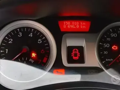 Usado Renault Clio II 75 CV (55 kW) 2010 Negro Berlina