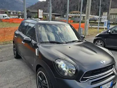 Usata Mini Cooper SD 143 CV (105 kW) 2014 Nero Utilitaria